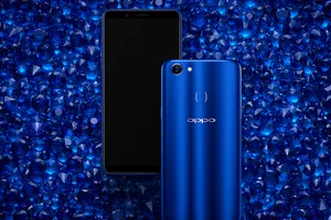 OPPO F5 xanh thạch anh cho ngày Valentine 14-2