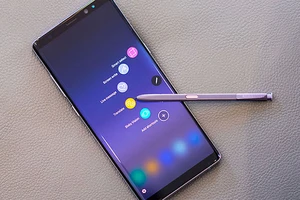 Galaxy Note 8 với bút S-Pen