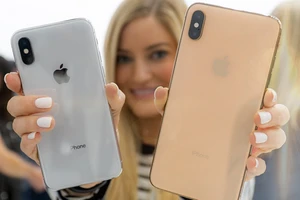 Năm nay iPhone XS Max có thêm bản màu vàng, hứa hẹn sẽ cháy hàng