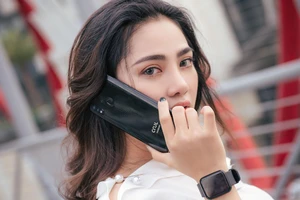 Coolpad N5 với màn hình lớn thiết kế giọt sương...