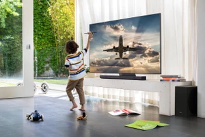 TV QLED 8K Samsung với nhiều công nghệ mới