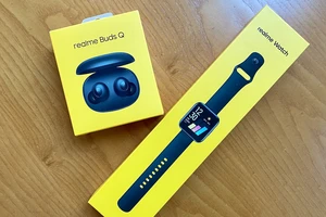 Realme SmartWatch và Realme Buds Q