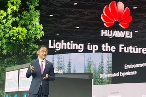 Giám đốc điều hành Huawei Ryan Ding: Đổi mới sáng tạo đang thắp sáng tương lai của mọi ngành công nghiệp