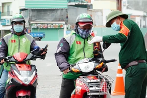 Tài xế Gojek tham gia vận chuyển lương thực, thực phẩm khi giãn cách xã hội