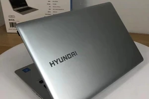 Laptop Hyundai Hybook Celeron 