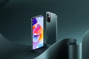 Redmi Note 11 Pro+ 5G có thiết kế cụm camera chính 108MP, được bổ sung bởi camera siêu rộng 8MP và camera telemacro 2MP