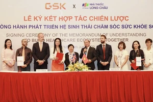 FPT Long Châu và GSK Việt Nam ký kết hợp tác