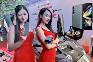 Di Động Việt mở bán Galaxy Z Fold4 và Galaxy Z Flip4 ​với hình ảnh ấn tượng