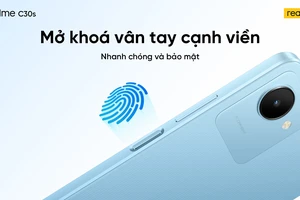 C30s với mở khóa vân tay cạnh viền