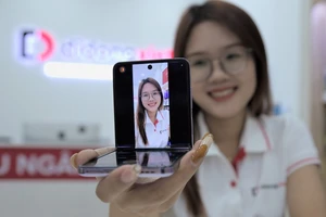 OPPO Find N2 Flip thích hợp với nữ giới