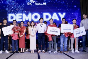 Các startup Việt Nam xuất sắc nhận giải tại Demo Day của SK Startup Fellowship 2022.