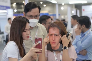 VNPT trình diễn Face ID tại Asia Tech X Singapore 2023