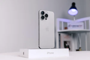 iPhone 15 Pro Max vẫn chưa hạ nhiệt từ khi ra mắt, đây cũng là thời điểm được nhận định đáng mua nhất vì đã về giá tốt.