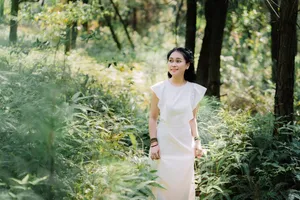 Giọng ca đẹp lạ Nhật Thảo với "Những ngày thơ mộng"