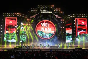 Chương trình nghệ thuật Tự hào là người Việt Nam