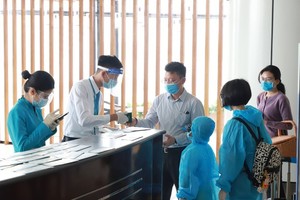 從本市與芹苴市起飛不必持陰性檢測證明