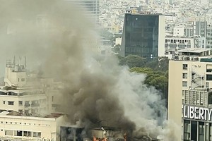 市中心某大廈失火