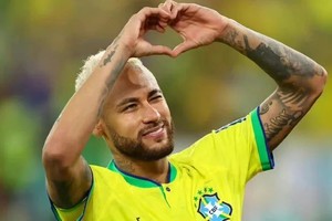 內馬爾慶祝進球（圖源：互聯網） 