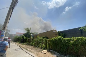 美萩市某餐馆失火