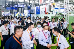 500单位参加中国（越南）化工展览会