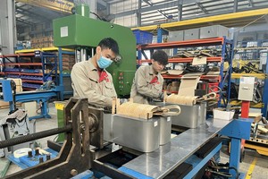 制定市高新技术应用配套工业区成立提案