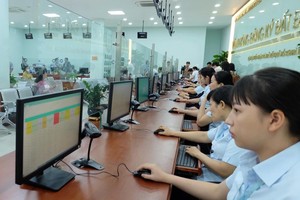 本市严禁干部受企业组织和赞助出国。