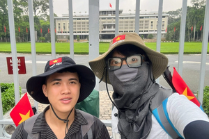 两名青年徒步穿越越南。