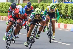 Lê Nguyệt Minh tung nước rút tại đích đến