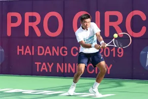 Lý Hoàng Nam có màn lội ngược dòng ngoạn mục. 