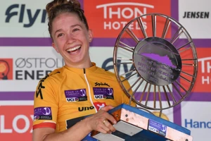 Cecilie Uttrup Ludwig đăng quang Tour of Scandinavia 2022