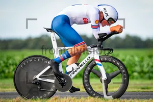 Tay đua Joshua Tarling là một trong những ứng viên cho HCV