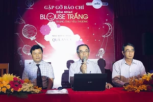 Đêm nhạc “Blouse trắng” gây quỹ cho sinh viên nghèo, 5.000 phần quà cho bệnh nhi vui Tết Trung thu