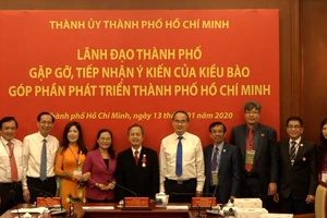 Lãnh đạo TPHCM trân trọng tiếp thu ý kiến của kiều bào