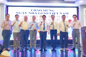 颍川学校暨华文中心励学会感恩教师