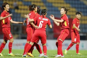 Tuyển nữ Việt Nam đăng quang thuyết phục