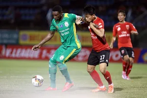 Nsi đang là tay săn bàn hàng đầu của V-League 2017. Ảnh: DƯƠNG THU