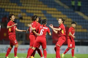 Niềm vui của đội tuyển nữ Việt Nam tại SEA Games 29. Ảnh: DŨNG PHƯƠNG