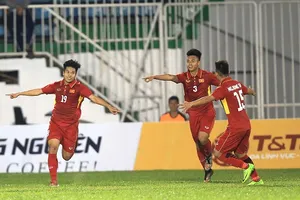 Đội U19 Việt Nam có chiến thắng dễ dàng trước Thái Lan. Ảnh: MINH TRẦN