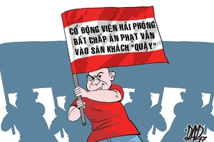 CLB Hải Phòng bị nộp phạt 60 triệu đồng vì CĐV đốt pháo sáng