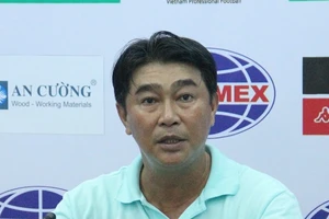 HLV Trần Minh Chiến