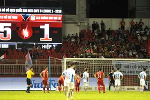 CLB TPHCM có chiến thắng dễ dàng trước HA.GL. Ảnh: NGUYỄN NHÂN