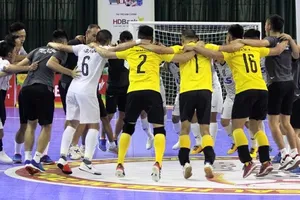 Niềm vui chiến thắng của các cầu thủ Thái Sơn Nam