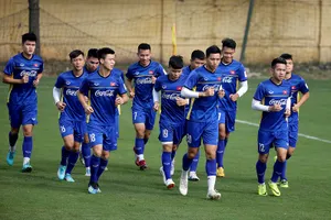 Đội tuyển Việt Nam trong buổi tập ngày 21-12. Ảnh: MINH HOÀNG