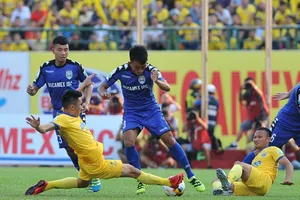 Becamex Bình Dương tạo dấu ấn với dàn cầu thủ trẻ tại V-League 2018. Ảnh: NGUYỄN NHÂN