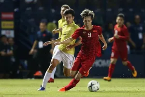 Văn Toàn cùng các đồng đội vượt qua Thái Lan ở King's Cup 2019. Ảnh: DŨNG PHƯƠNG