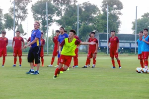 U19 GSB Bangkok Cup 2019 là cơ hội cho ông Troussier rà soát lại đội hình sau 3 đợt tập huấn. Ảnh: VFF