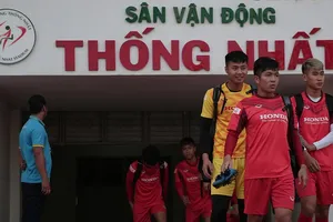 Đội tuyển U23 Việt Nam ở buổi tập đầu tiên trên sân Thống Nhất. Ảnh: Dũng Phương