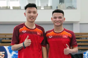 Mih Trí và Thái Huy đã về hội quân cùng đội tuyển. Ảnh: Đoàn Nhật