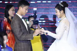 Văn Đức và người bạn đời Nhật Linh