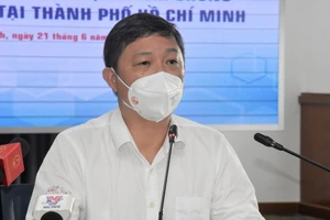 Phó Chủ tịch UBND TPHCM Dương Anh Đức: “Không có sự phân biệt, chọn lọc người được tiêm vaccine Covid-19”